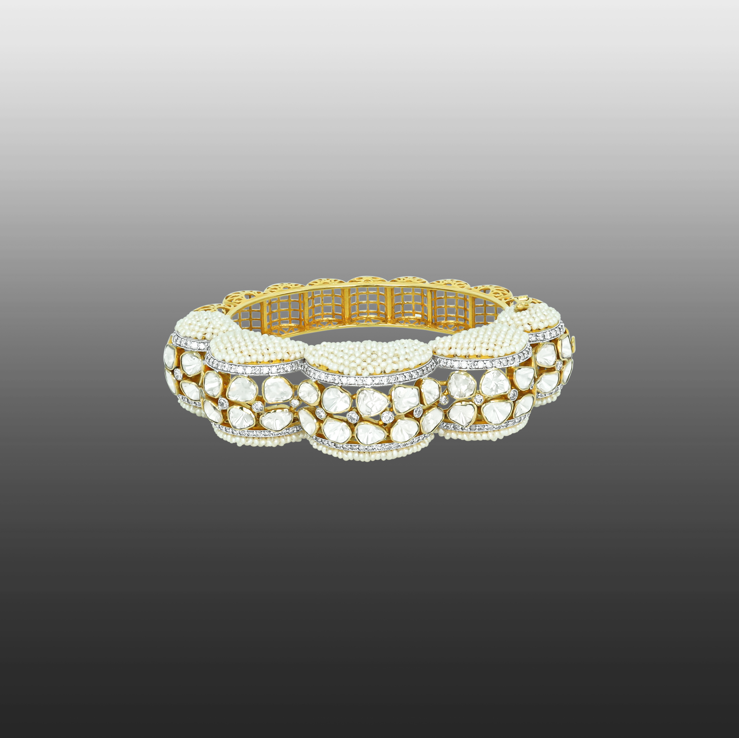Open-Set Polki Bangle with Full-Cut Diamonds and Pearls